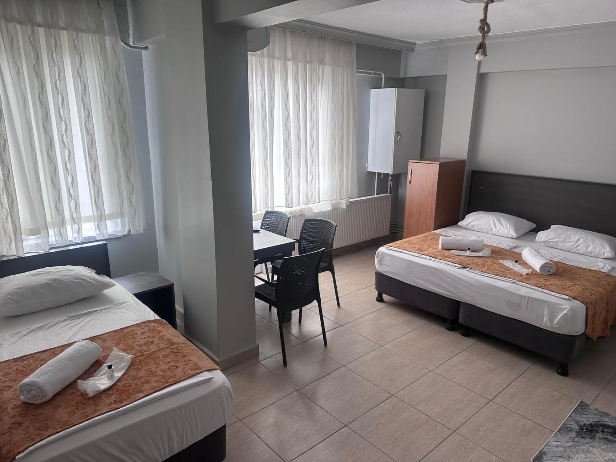 Guenes Pansiyon Edirne Chambre photo