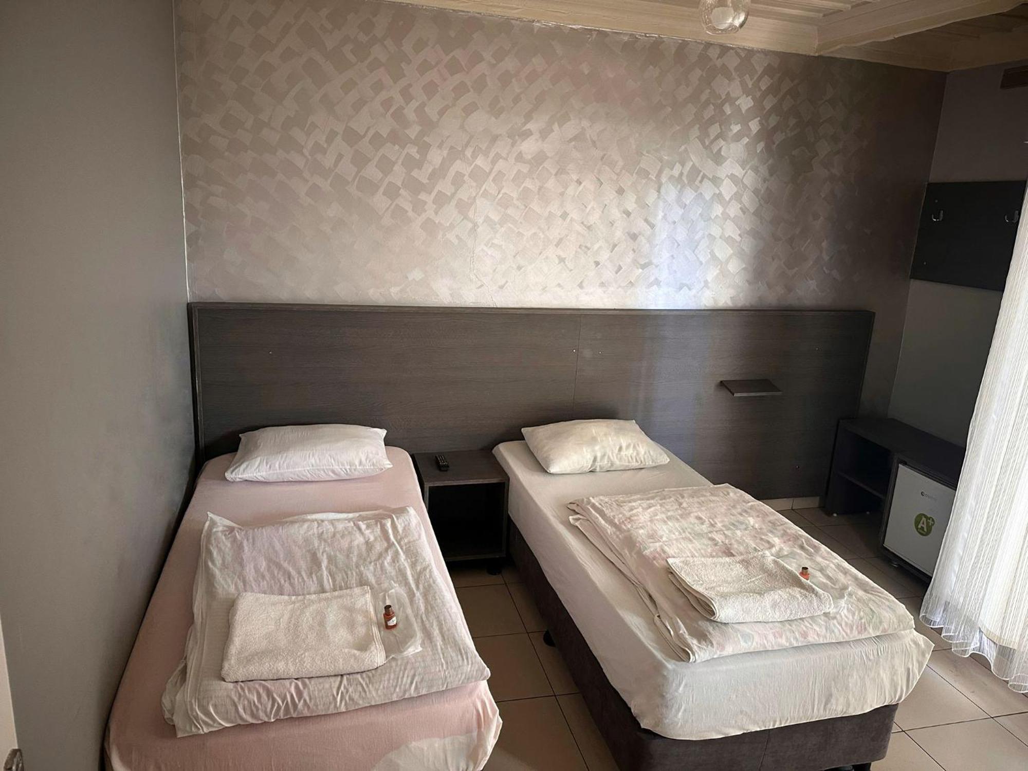 Guenes Pansiyon Edirne Extérieur photo