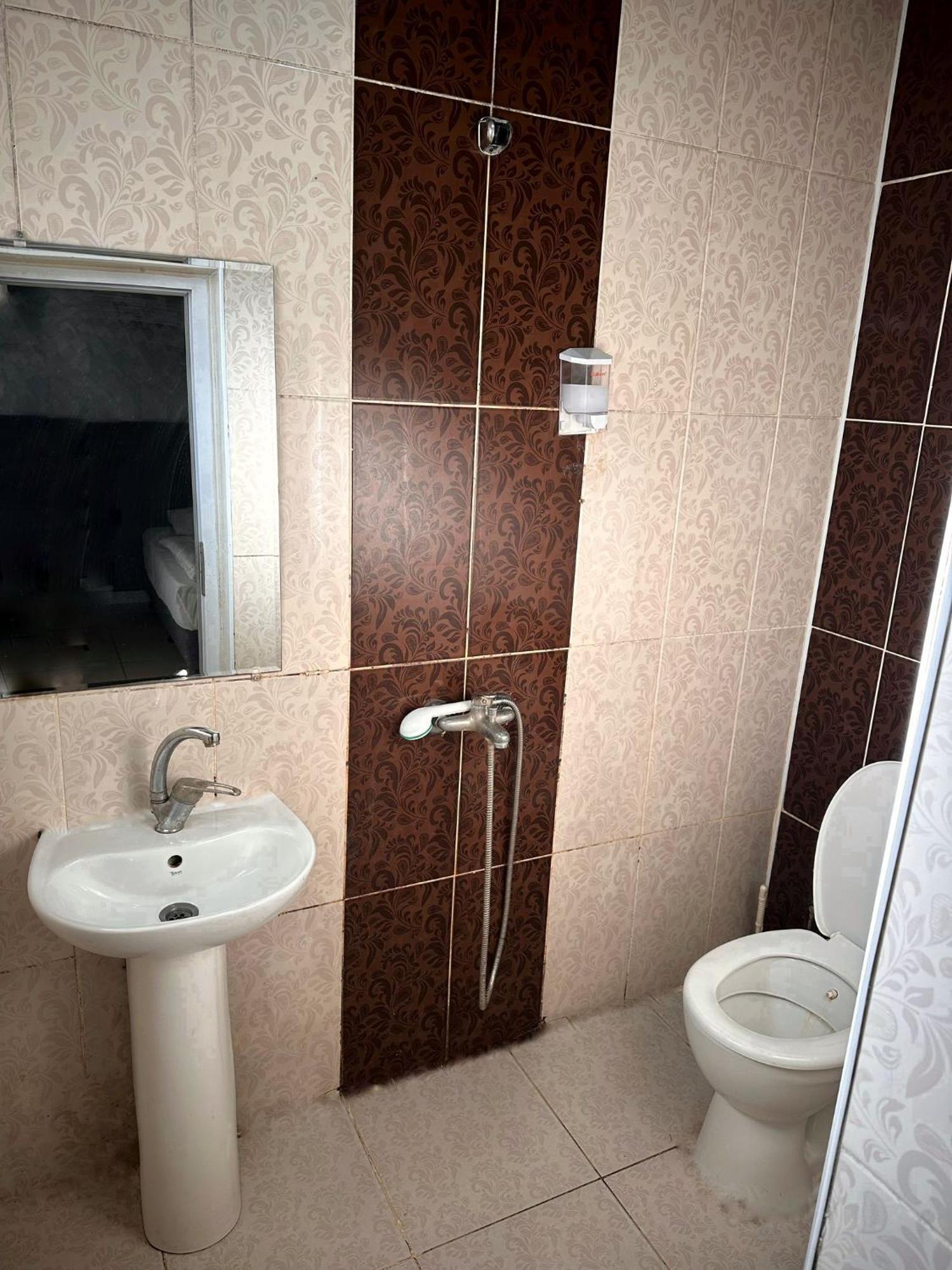 Guenes Pansiyon Edirne Extérieur photo